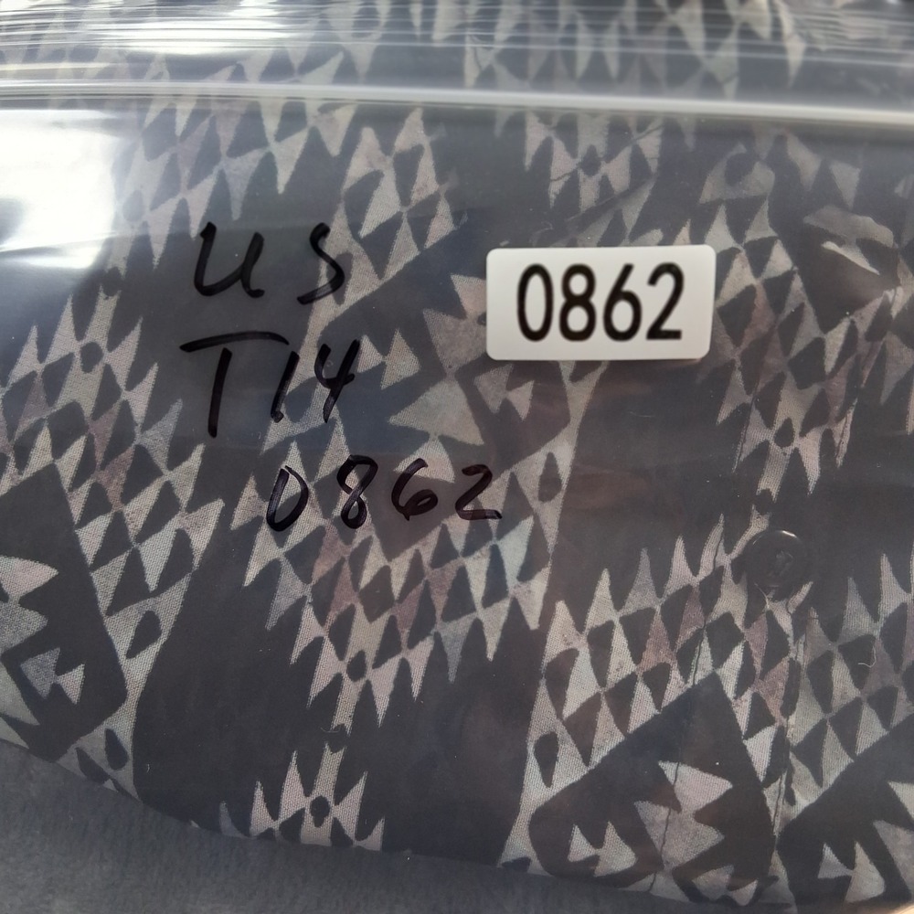 Simply Emma Women's Full Button Blouse Plus 3X Black White Geo Print Lightweight - Picture 14 of 14
